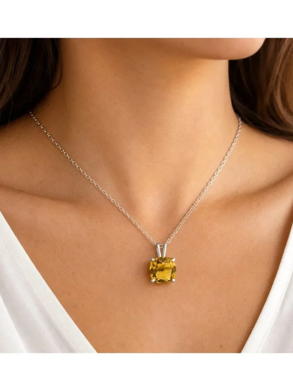 Genuine 1.88 Cts Yellow Topaz Pendant Solid 14k Yellow Gold